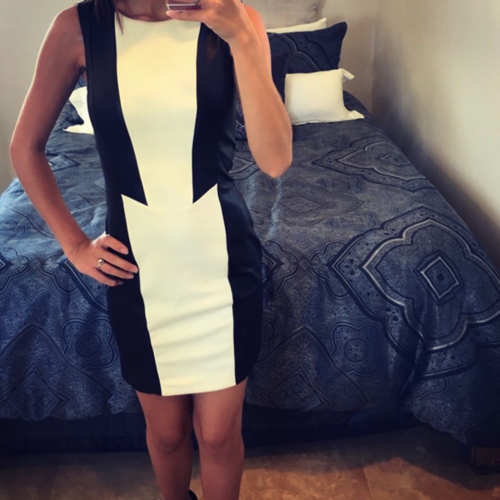 🎉HP🎊H&M dress